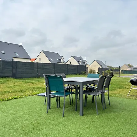 Les Voiles, Maison Bien Equipee 10 P 2 Sdb, 2 Wc, Spacieuse Lumineuse Avec Jardin Clos, Garage, Terrasse, Parking Privatif, A 950 M De La D'asnelles Et Tous Commerces, Pres De Bayeux Et Arromanches, Chiens Bienvenus Σπίτι διακοπών Asnelles