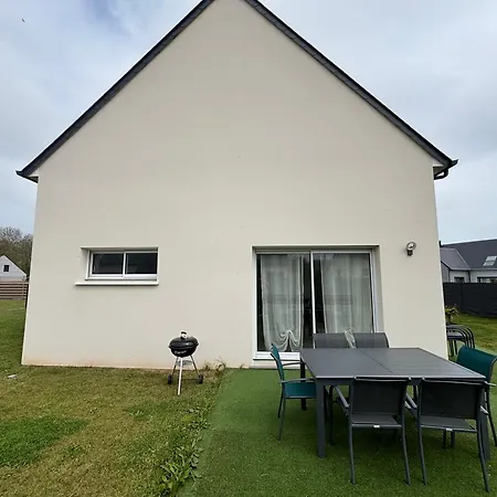 Les Voiles, Maison Bien Equipee 10 P 2 Sdb Spacieuse Lumineuse Avec Jardin Clos, Garage, Terrasse, Parking A 950 M De La D'asnelles Et Tous Commerces, Pres De Bayeux Et Arromanches *