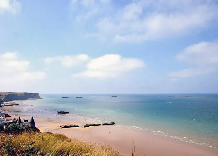 Tatil Evi Les Voiles, Maison Bien Equipee 10 P 2 Sdb, 2 Wc, Spacieuse Lumineuse Avec Jardin Clos, Garage, Terrasse, Parking Privatif, A 950 M De La D'asnelles Et Tous Commerces, Pres De Bayeux Et Arromanches, Chiens Bienvenus *