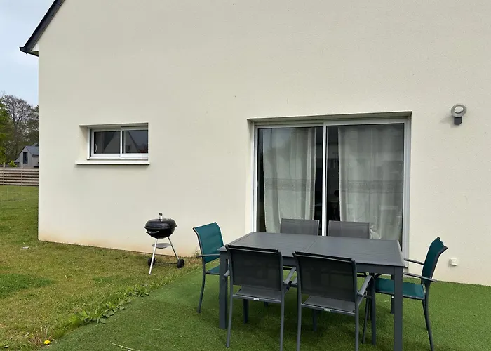 Les Voiles, Maison Bien Equipee 10 P 2 Sdb, 2 Wc, Spacieuse Lumineuse Avec Jardin Clos, Garage, Terrasse, Parking Privatif, A 950 M De La D'asnelles Et Tous Commerces, Pres De Bayeux Et Arromanches, Chiens Bienvenus Asnelles