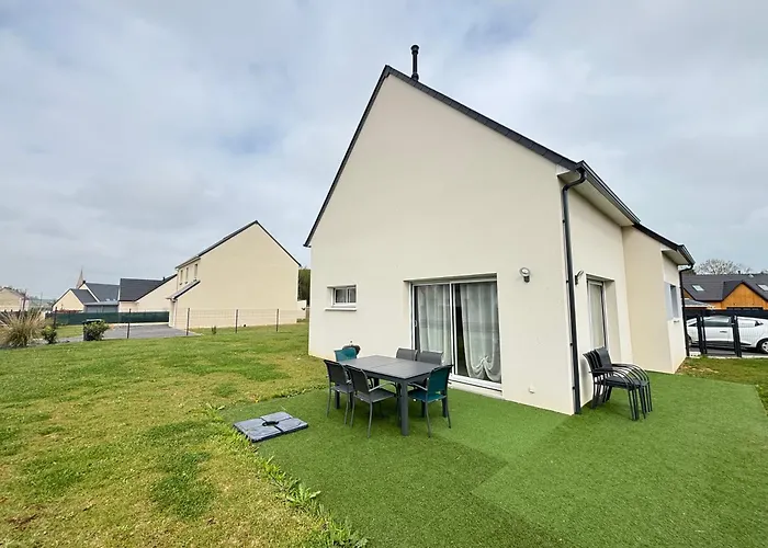 Les Voiles, Maison Bien Equipee 10 P 2 Sdb, 2 Wc, Spacieuse Lumineuse Avec Jardin Clos, Garage, Terrasse, Parking Privatif, A 950 M De La D'asnelles Et Tous Commerces, Pres De Bayeux Et Arromanches, Chiens Bienvenus * Asnelles