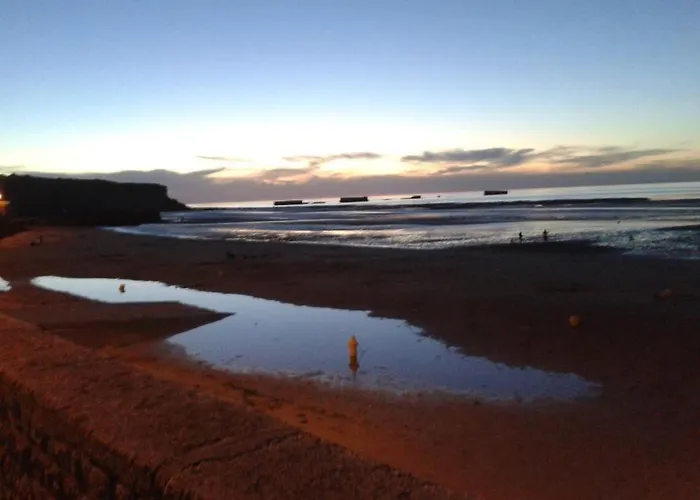 Tatil Evi Les Voiles, Maison Bien Equipee 10 P 2 Sdb, 2 Wc, Spacieuse Lumineuse Avec Jardin Clos, Garage, Terrasse, Parking Privatif, A 950 M De La D'asnelles Et Tous Commerces, Pres De Bayeux Et Arromanches, Chiens Bienvenus *